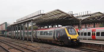 New platform at Chester planned: on 23 August 2023, AWC No 221116 calls at the station with the 08.53 Holyhead-Euston. Philip Sherratt