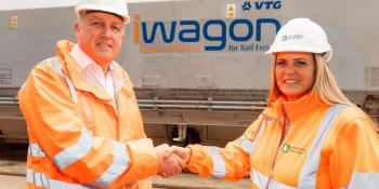 VTG Rail's Mark Hurn and Hedelberd's Clare Soper at the signing of the iWagon deal. Courtesy VTG Rail UK